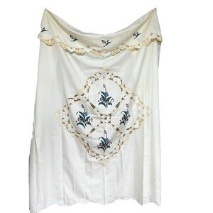 Vintage Fabric Valance Shower Curtain With Floral Design /Lace Bric-a-Brac Trim